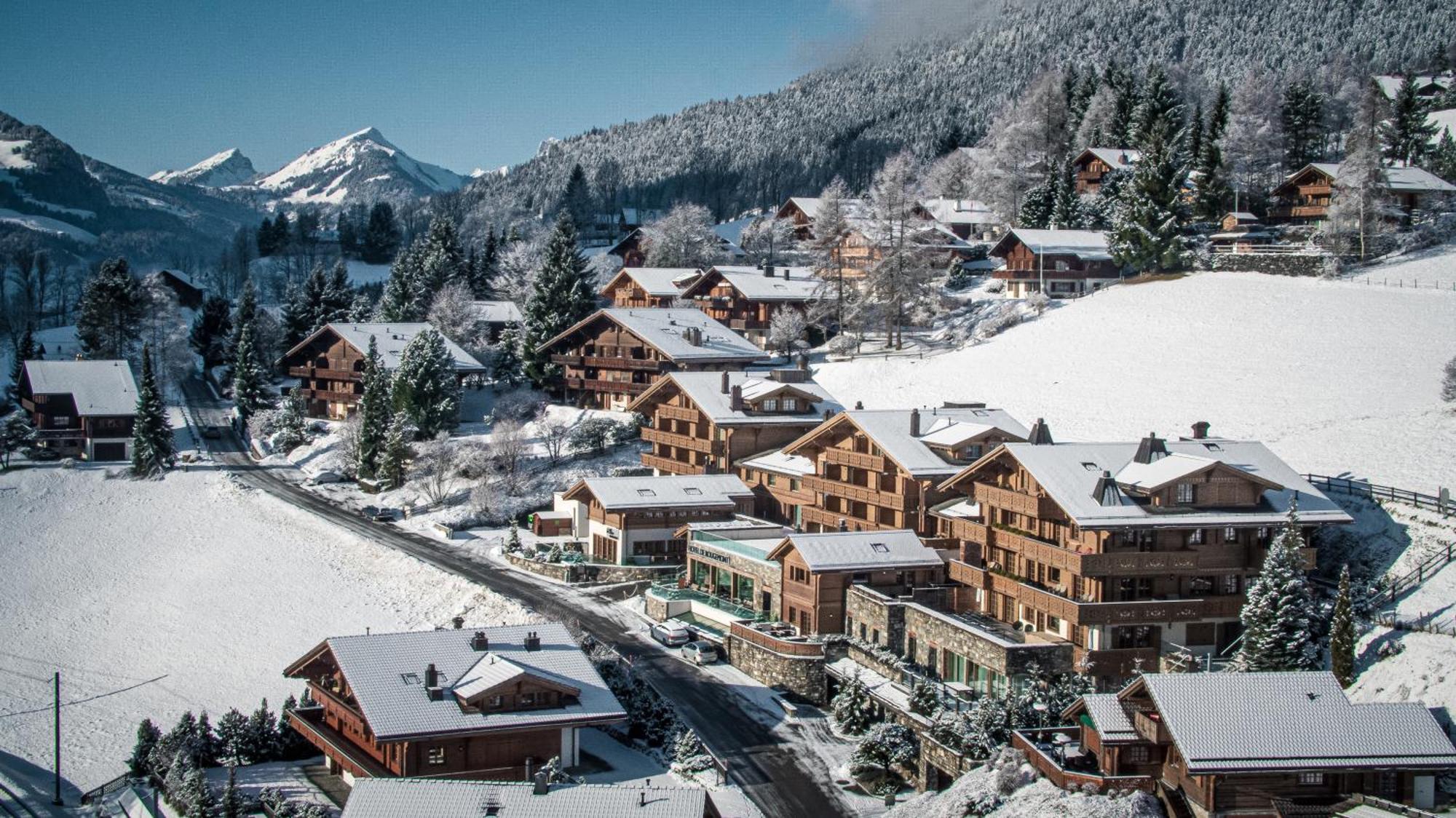 Hotel De Rougemont & Spa Gstaad Exterior photo