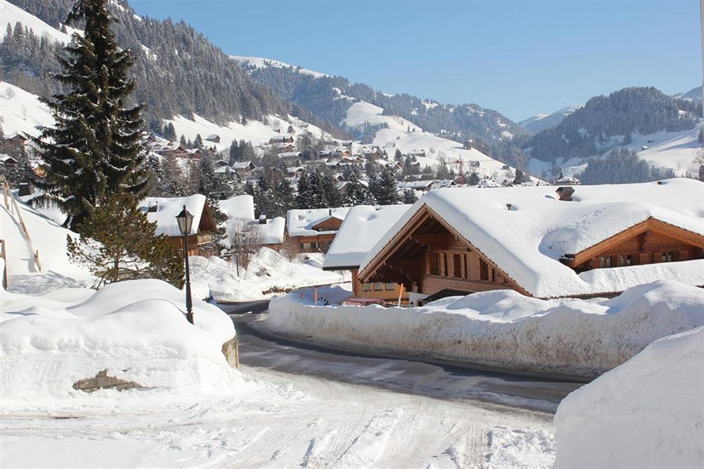 Hotel De Rougemont & Spa Gstaad Exterior photo